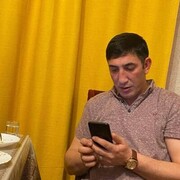  ,  Kenan, 29