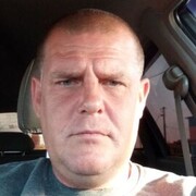  ,  Denis, 40
