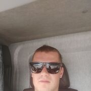  ,  Pavel, 33