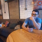  ,  Aliy, 29