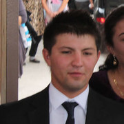  ,  Bek, 34