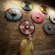  ,   Denis, 33 ,   ,   