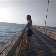  ,   MiLana, 42 ,  