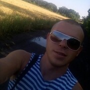  ,   Artur, 28 ,   ,   , c , 