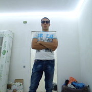  ,  Davronbek, 37