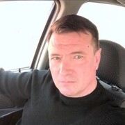  ,   Nik, 51 ,   ,   