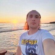  ,   Yevhen, 30 ,     , c 