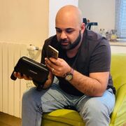 ,  Giorgi, 32