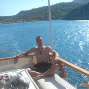  ,   Gio, 37 ,   