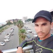  ,  Lazaro, 26