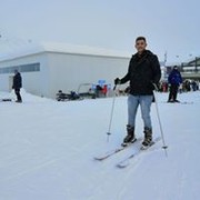  ,  Malek, 26
