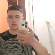  Jouy-en-Josas,  , 19