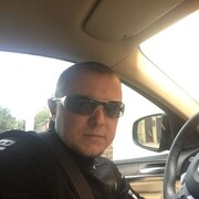  ,   Viktor, 44 ,   ,   