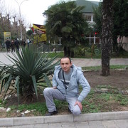  ,   Maga, 46 ,  