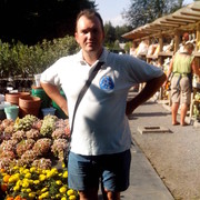  ,   Juriyy, 44 ,  