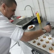  ,   Victor, 48 ,     , c 