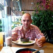  ,  Kirill, 33