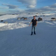  ,   Zviadi, 45 ,  