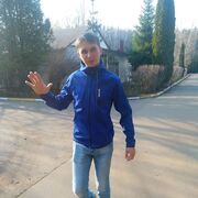  ,  Anton, 30