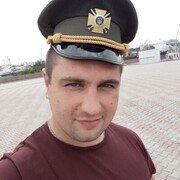  ,  Alekssan, 29