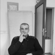 -,  DaviD, 47