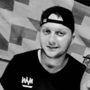  ,   Viktor, 31 ,   ,   