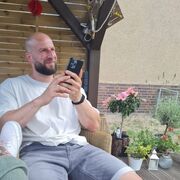  ,   Steve , 44 ,   ,   