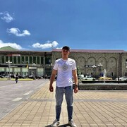  ,  maksim, 22