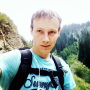  ,   Denis, 35 ,   