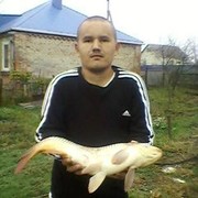  ,   Artem, 37 ,   