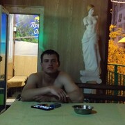  ,  Danil, 24