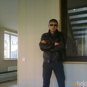  ,  Pasha, 40