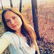  ,  Radmila, 25