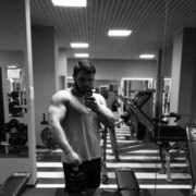  ,   Viktor, 36 ,   ,   