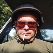  ,  Dima, 37
