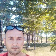  ,   Vasea, 39 ,  