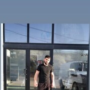  ,  Anto, 28