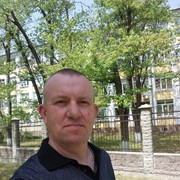 ����� ����