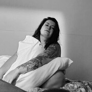  ,  Anastasia, 27