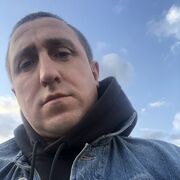  ,  Denis, 45