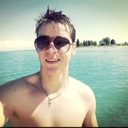  ,   Alex, 27 ,   