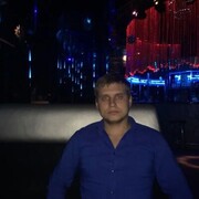  ,   Alexander, 32 ,   c 