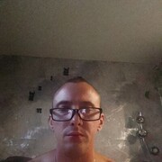  ,  Viktor, 49