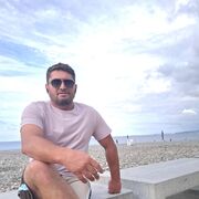  ,  Nizami, 40