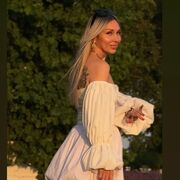  ,  Juliya, 42
