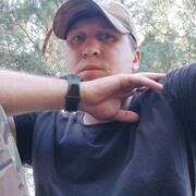  ,   Denis, 32 ,   ,   , c , 