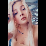  -,  Tania, 26