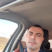  ,  Serj, 40