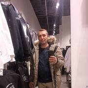  ,  Den, 50