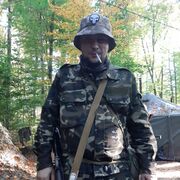  ,  Evhen, 38